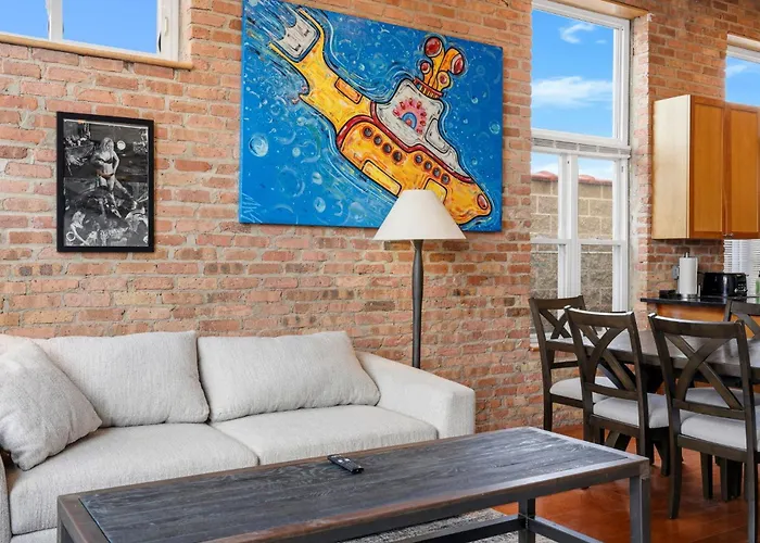 Amazing Wicker Park Penthouse With Skyline Views Chicago