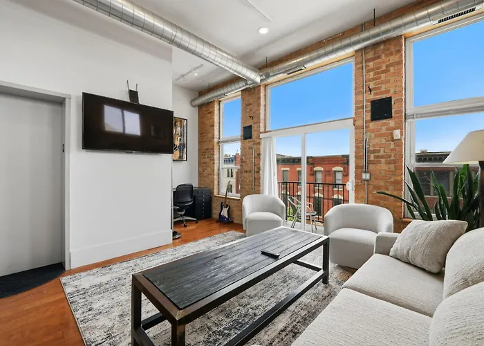 Amazing Wicker Park Penthouse With Skyline Views Сasa de vacaciones *