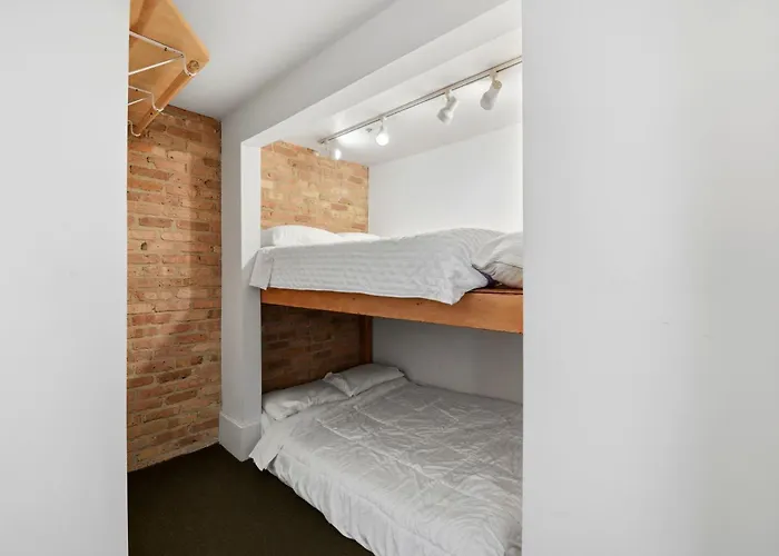 Amazing Wicker Park Penthouse With Skyline Views Chicago