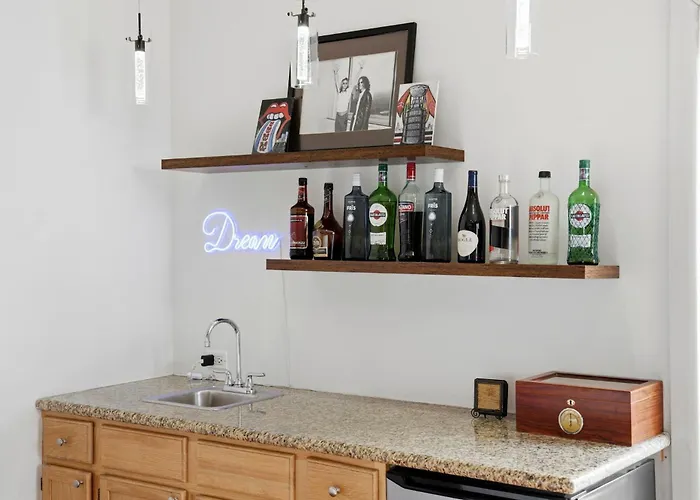 Amazing Wicker Park Penthouse With Skyline Views Chicago
