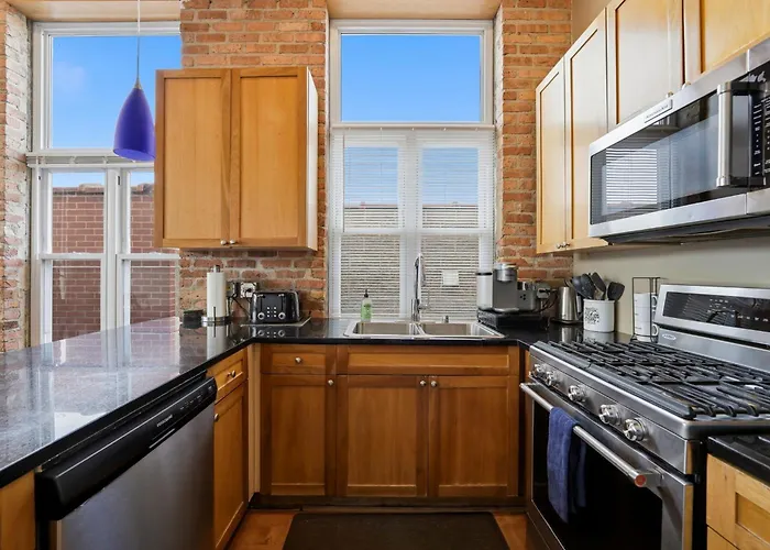 Amazing Wicker Park Penthouse With Skyline Views Сasa de vacaciones Chicago